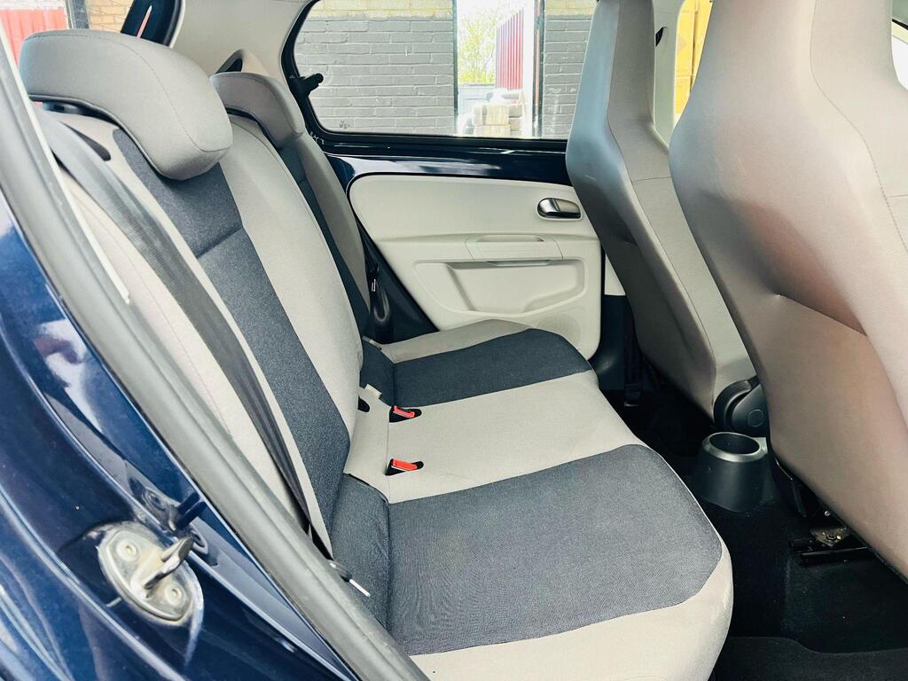 Volkswagen Up! - Image 20