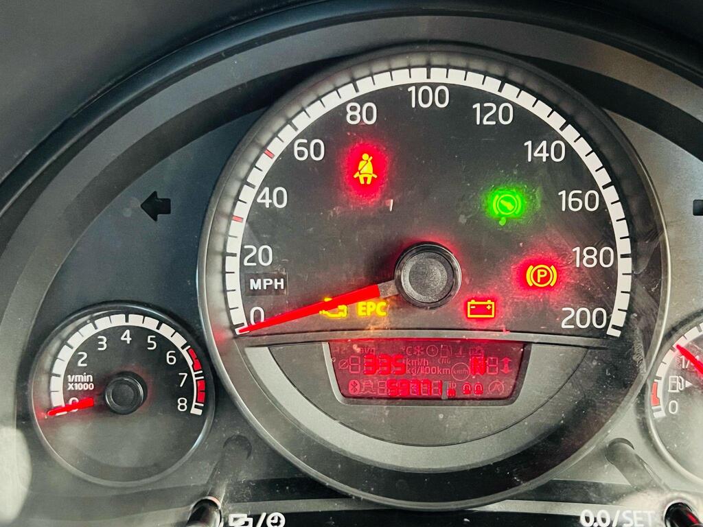 Volkswagen Up! - Image 16