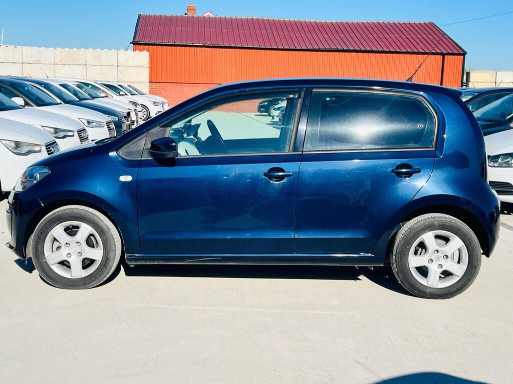 Volkswagen Up! - Image 6