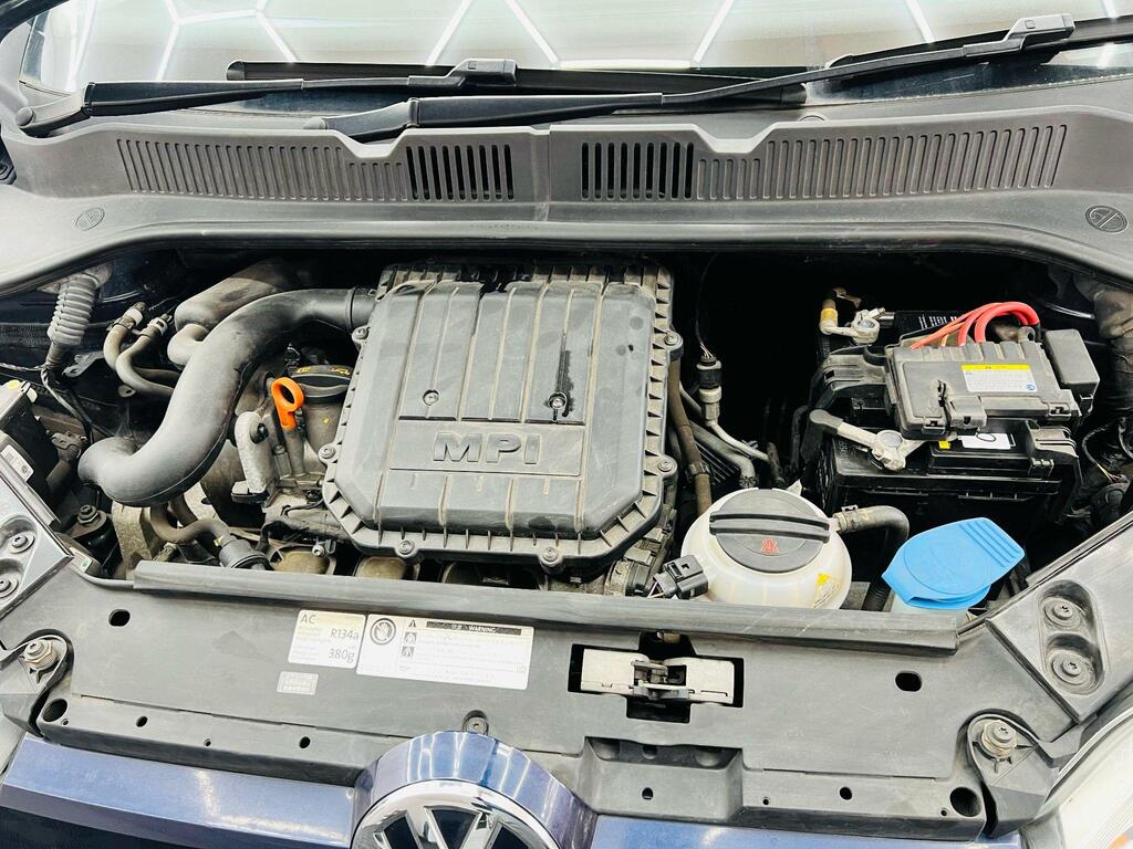 Volkswagen Up! - Image 21