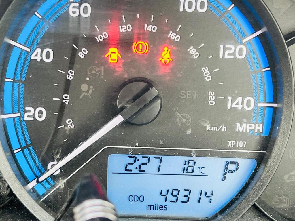 Toyota Yaris - Image 11