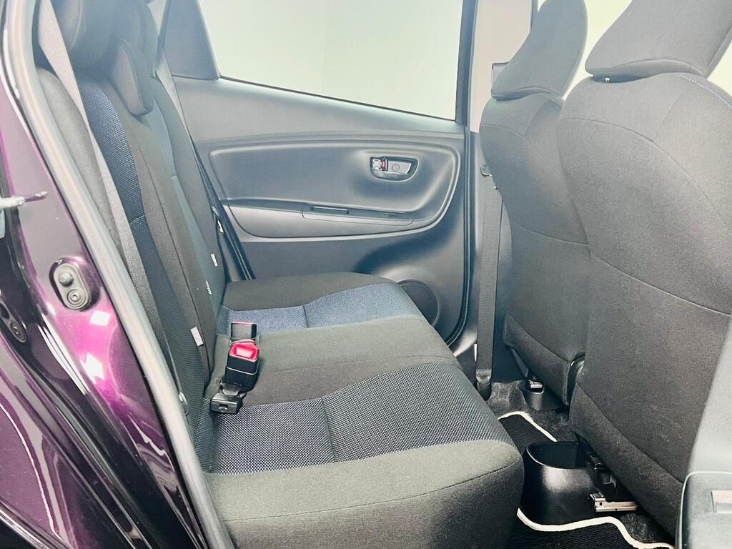 Toyota Yaris - Image 23
