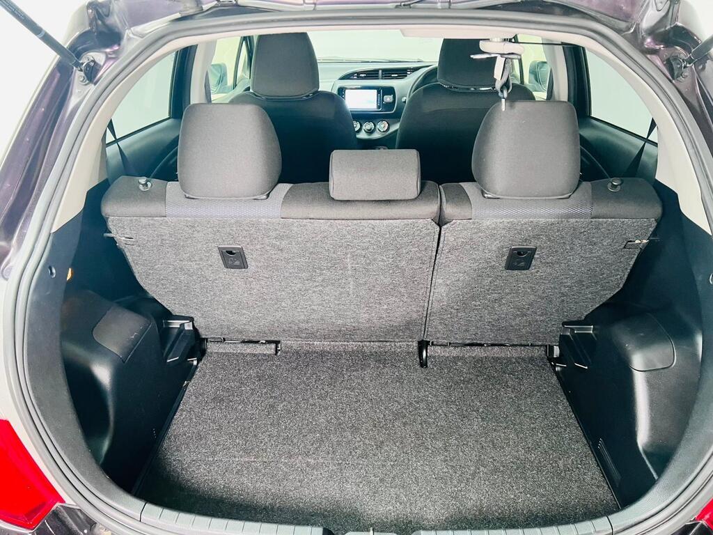 Toyota Yaris - Image 26