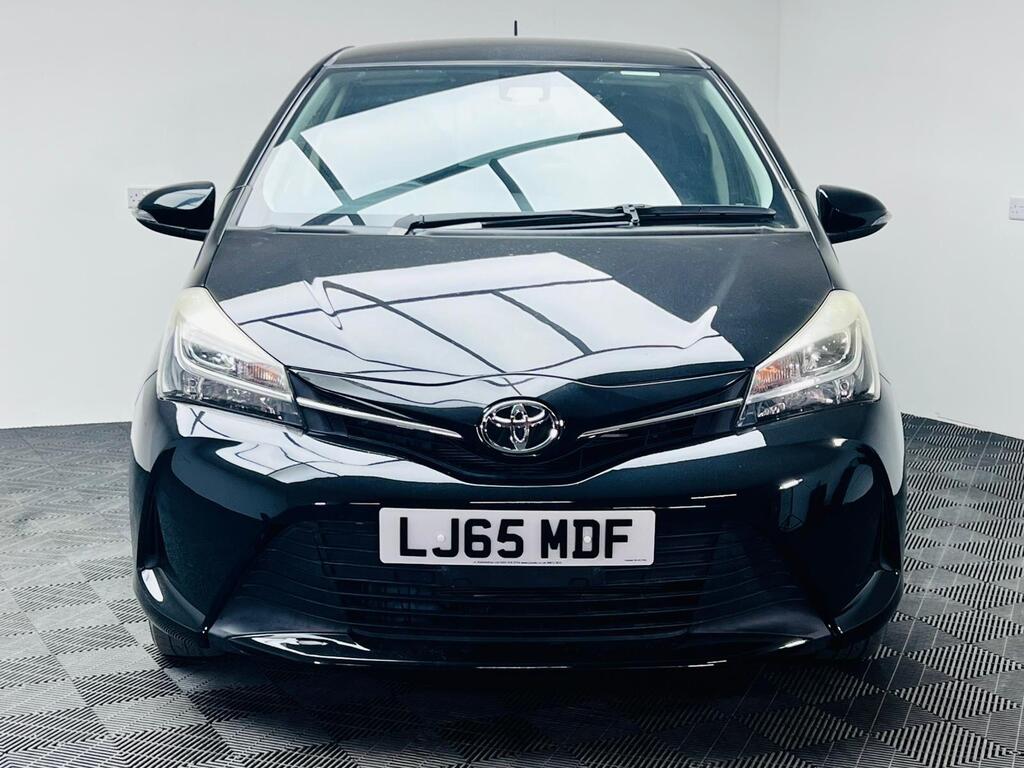 Toyota Yaris - Image 8